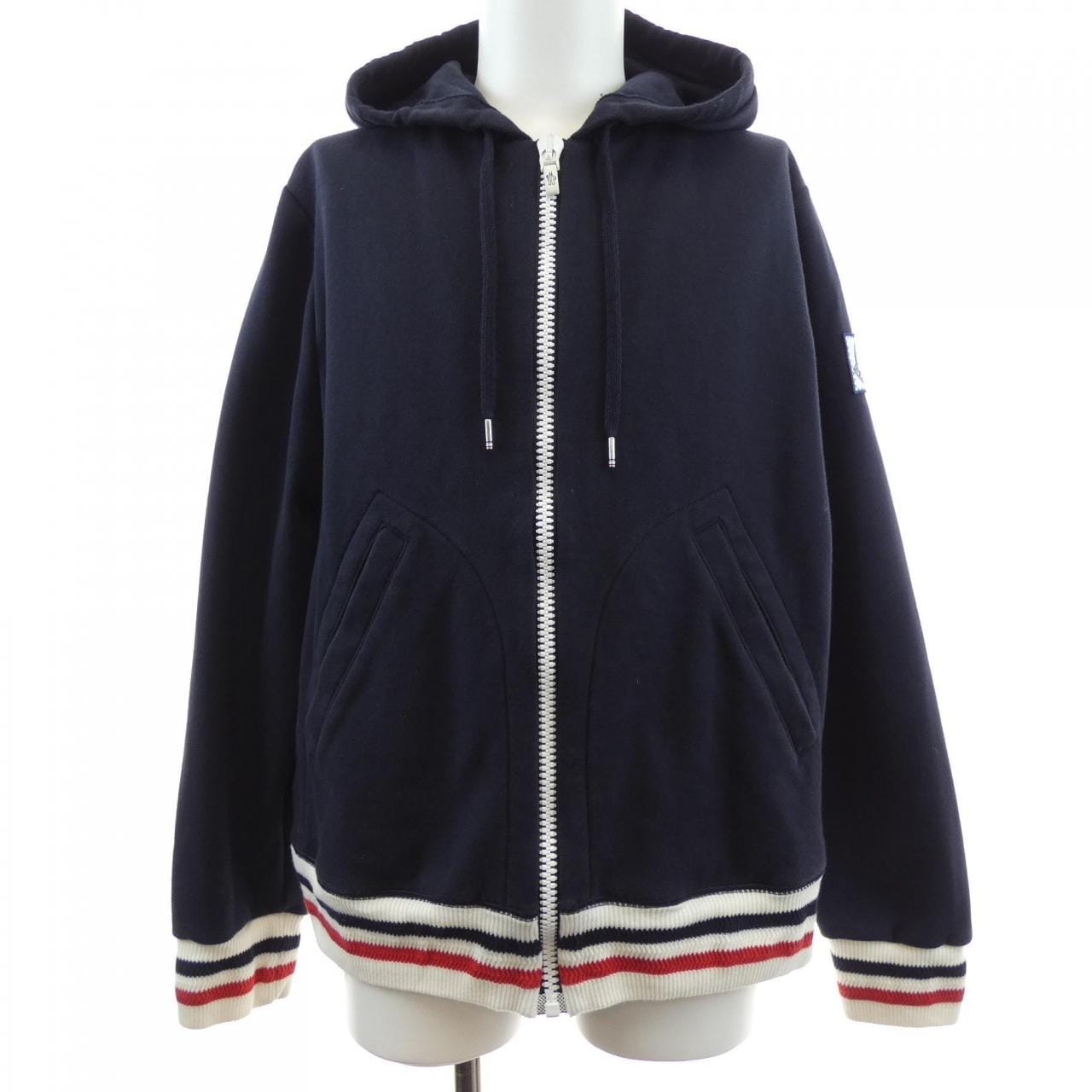 モンクレールガムブルー MONCLER GAMMEBLEU 13918411450 ダウンジャケット