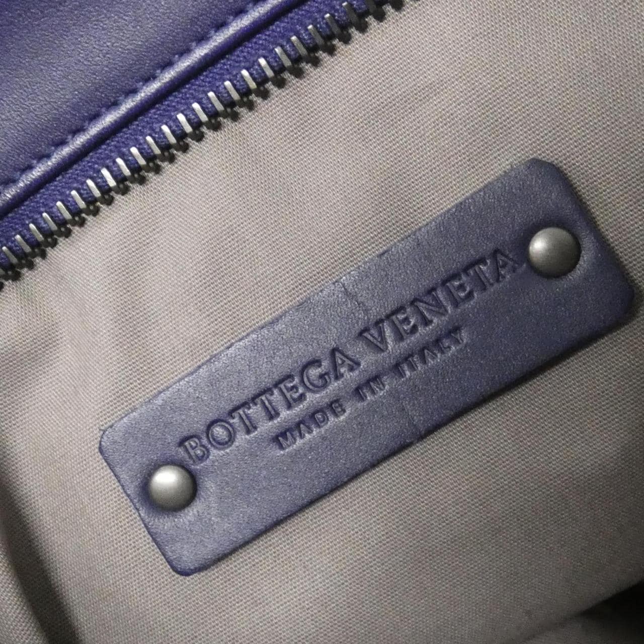 ボッテガヴェネタ 276357 V465C ショルダーバッグ