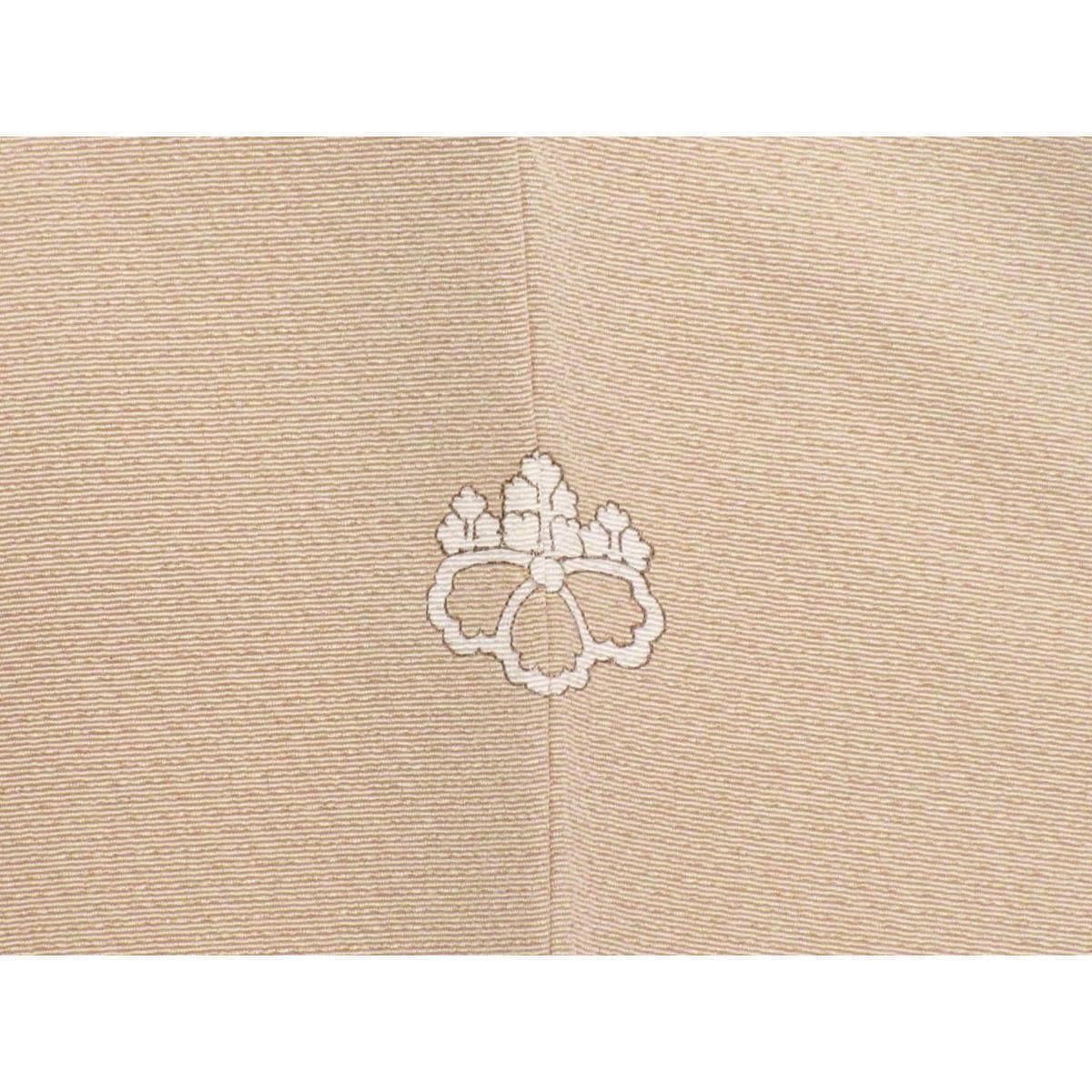 訪問着　友禅金彩加工　刺繍入りボカシ染　五三の桐