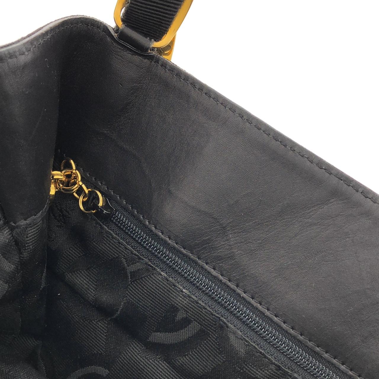 【ヴィンテージ】サルヴァトーレフェラガモ 21 5667 ショルダーバッグ