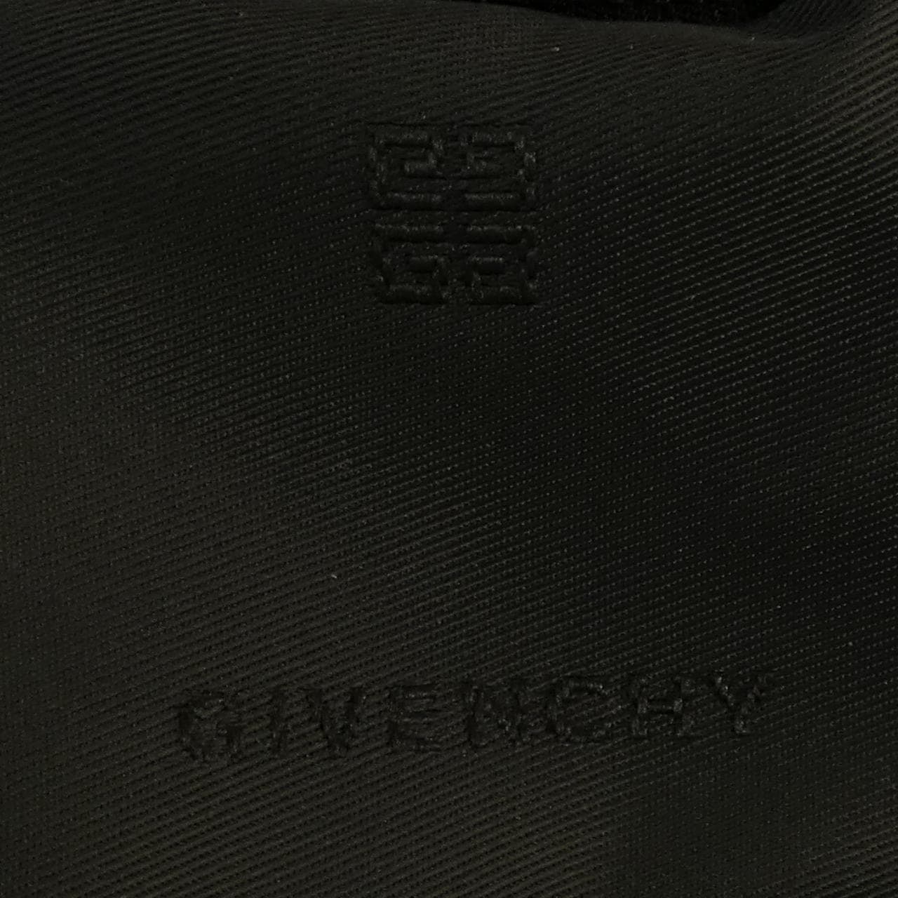 ジバンシー GIVENCHY トップス