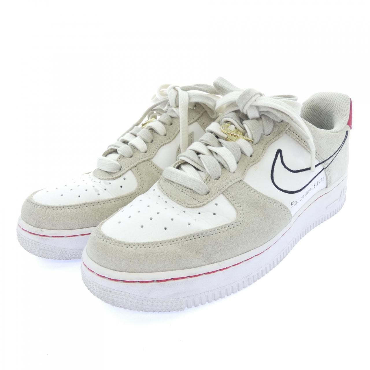 ナイキ NIKE DB3597-100 スニーカー