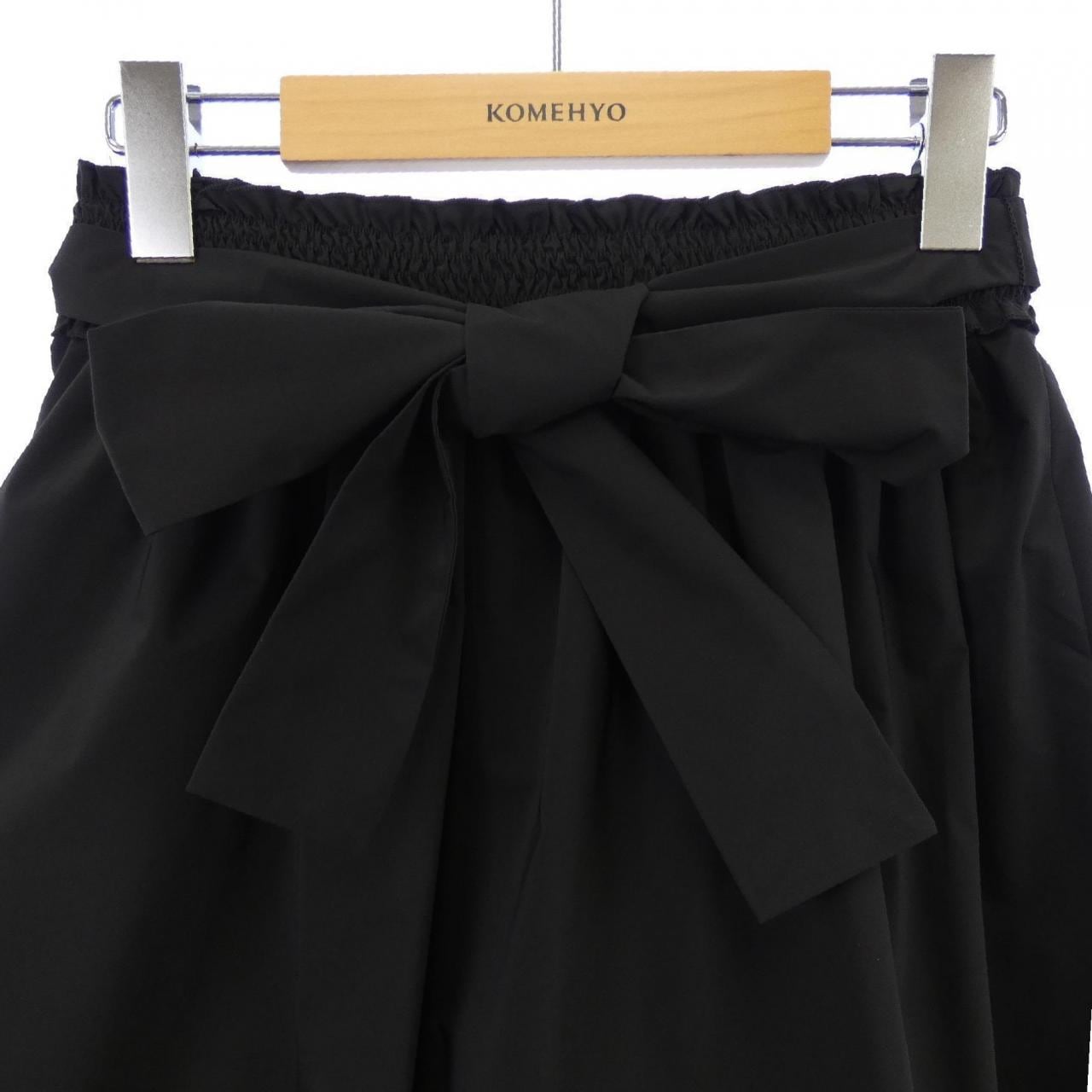 トゥービーシック TO BE CHIC スカート