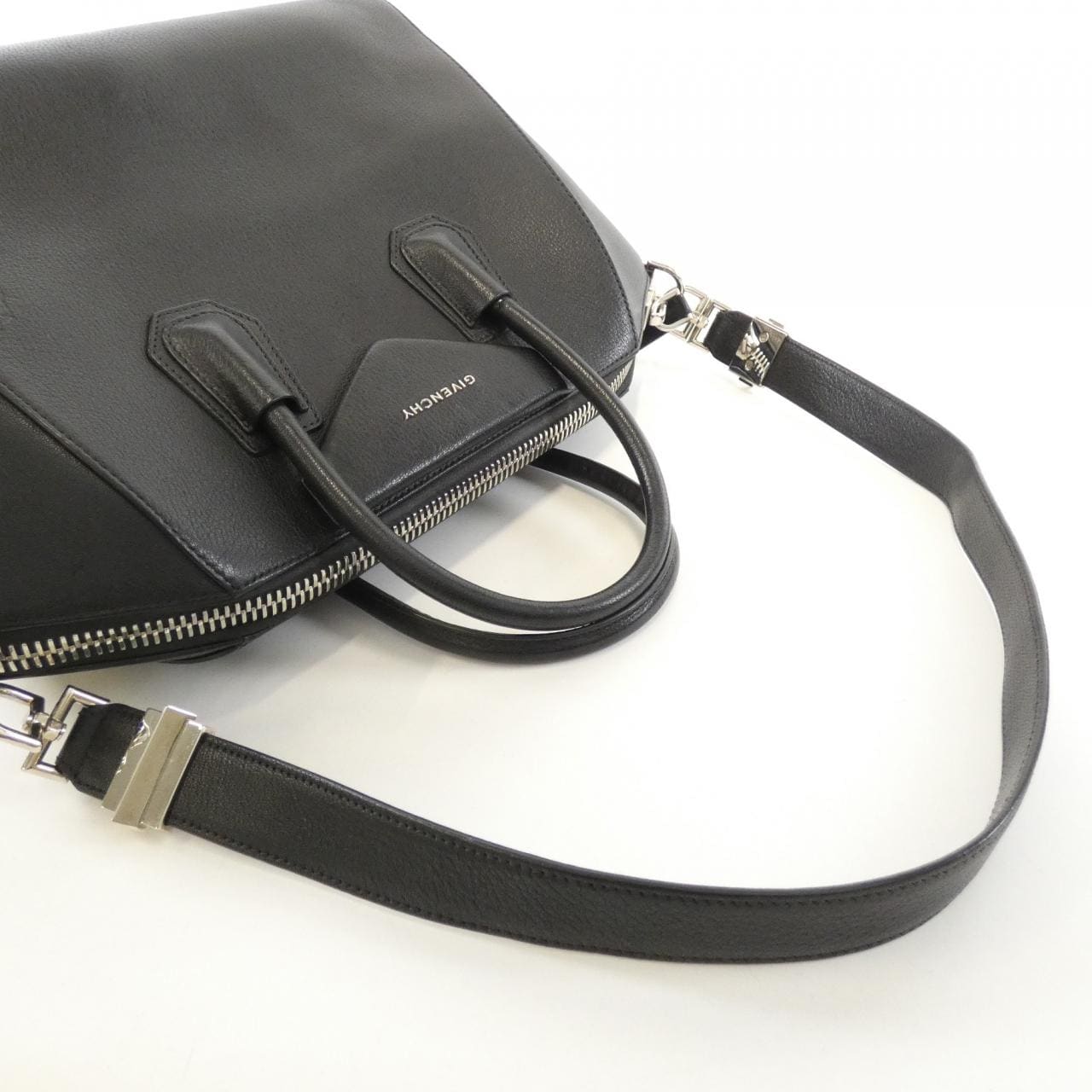 ジバンシー アンティゴナ バッグ