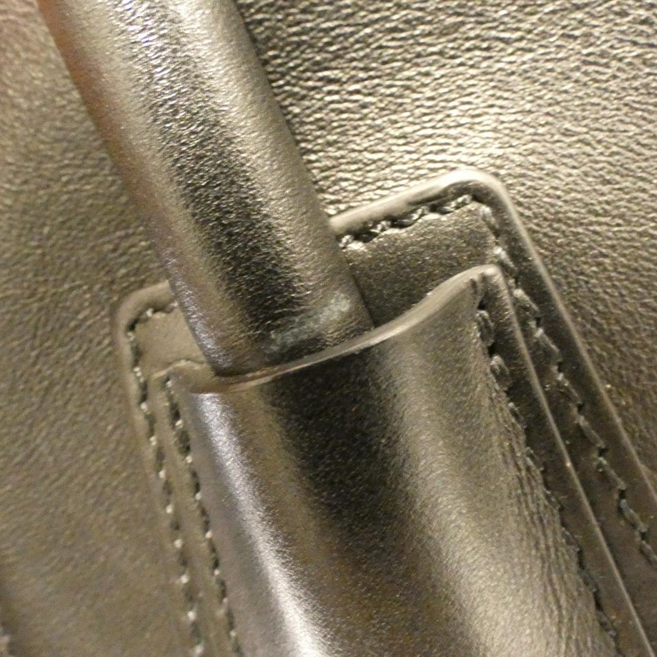 ジバンシー アンティゴナ ソフト ミディアム BB50F2B0WD バッグ