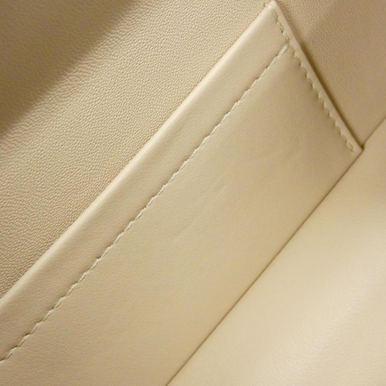 ルイヴィトン ナノグラム プティット マル M22273 バッグ