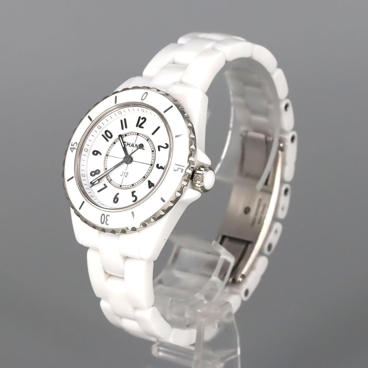 シャネル J12 33mmセラミック H5698 セラミック クォーツ
