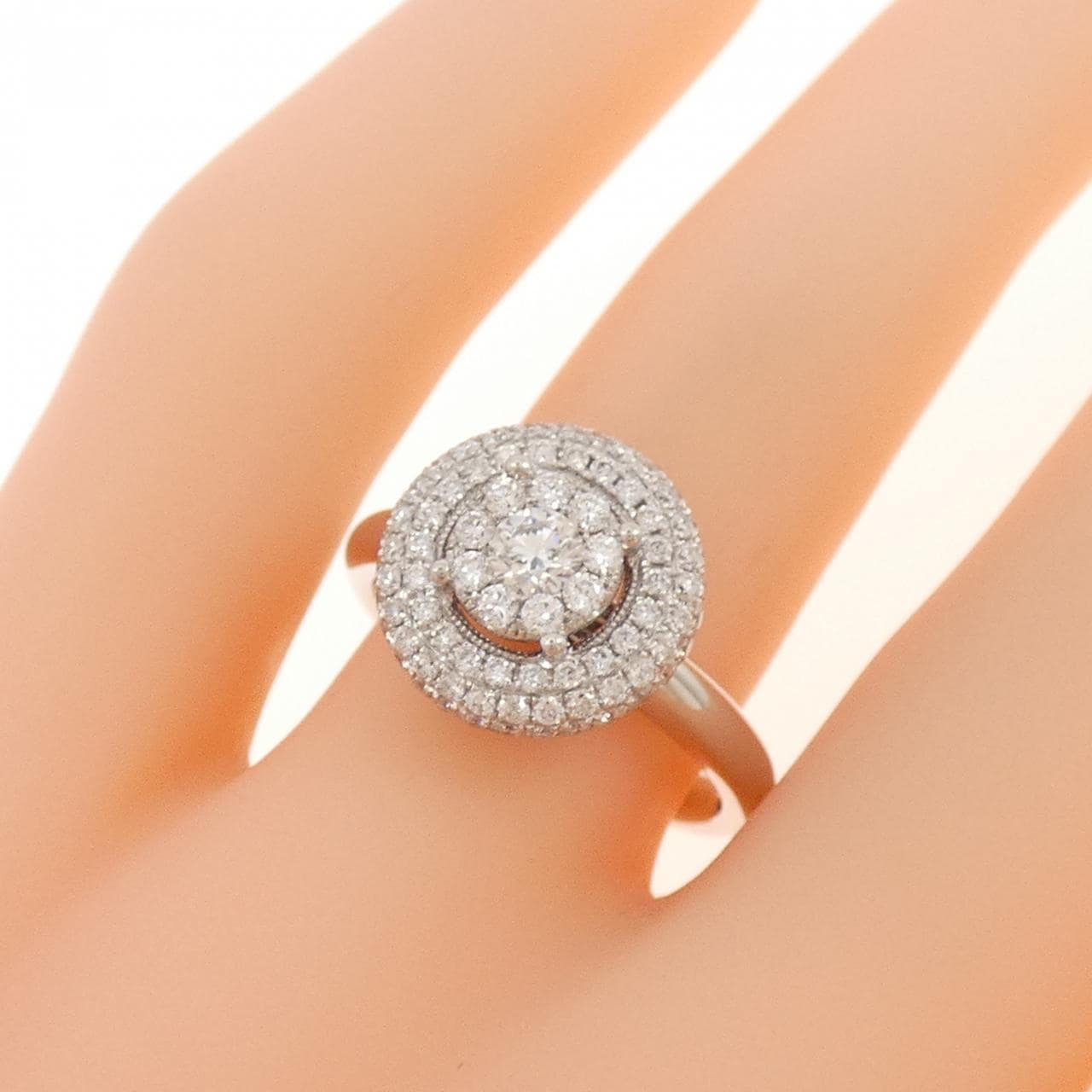 K18WG ダイヤモンド リング 0.84CT