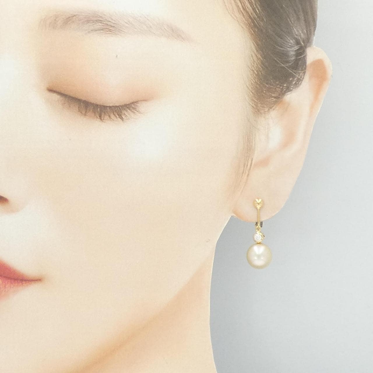 K18YG 白蝶パール イヤリング 9.2mm