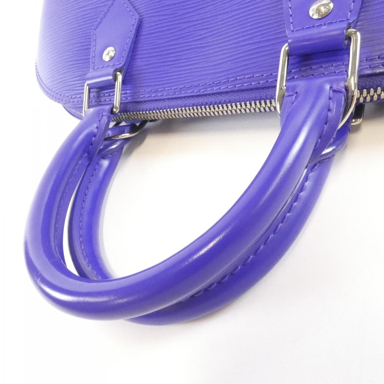 ルイヴィトン エピ アルマ PM M4060G バッグ