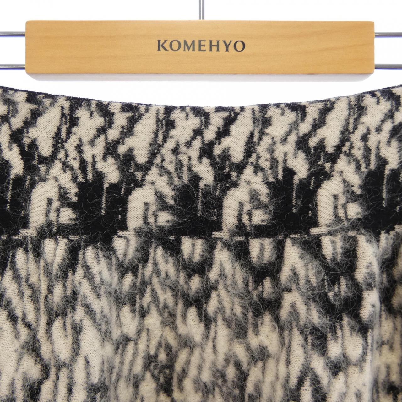 ジャンバティスタヴァリ GIAMBATTISTA VALLI スカート