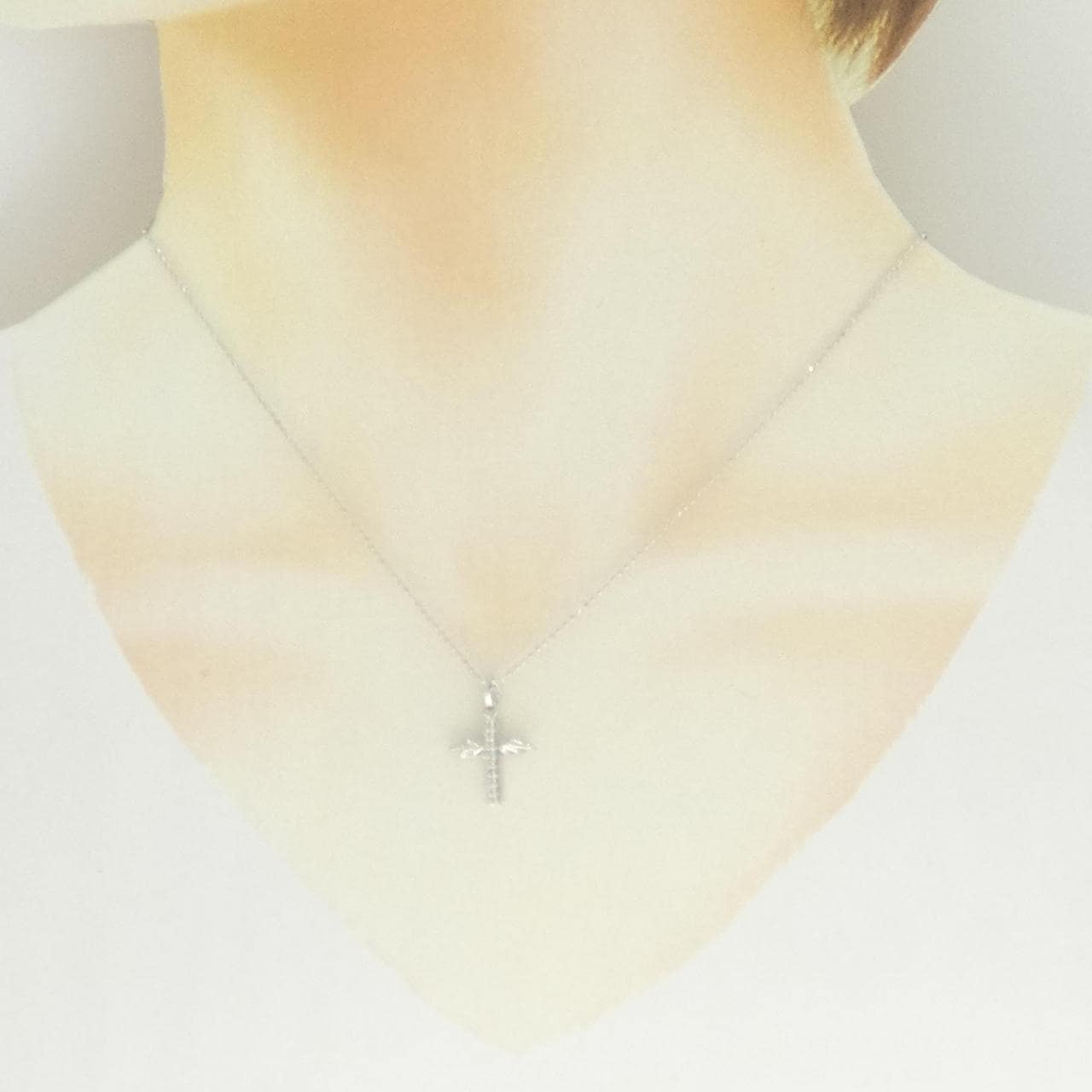 K18WG クロス×ウイング ダイヤモンド ネックレス 0.09CT