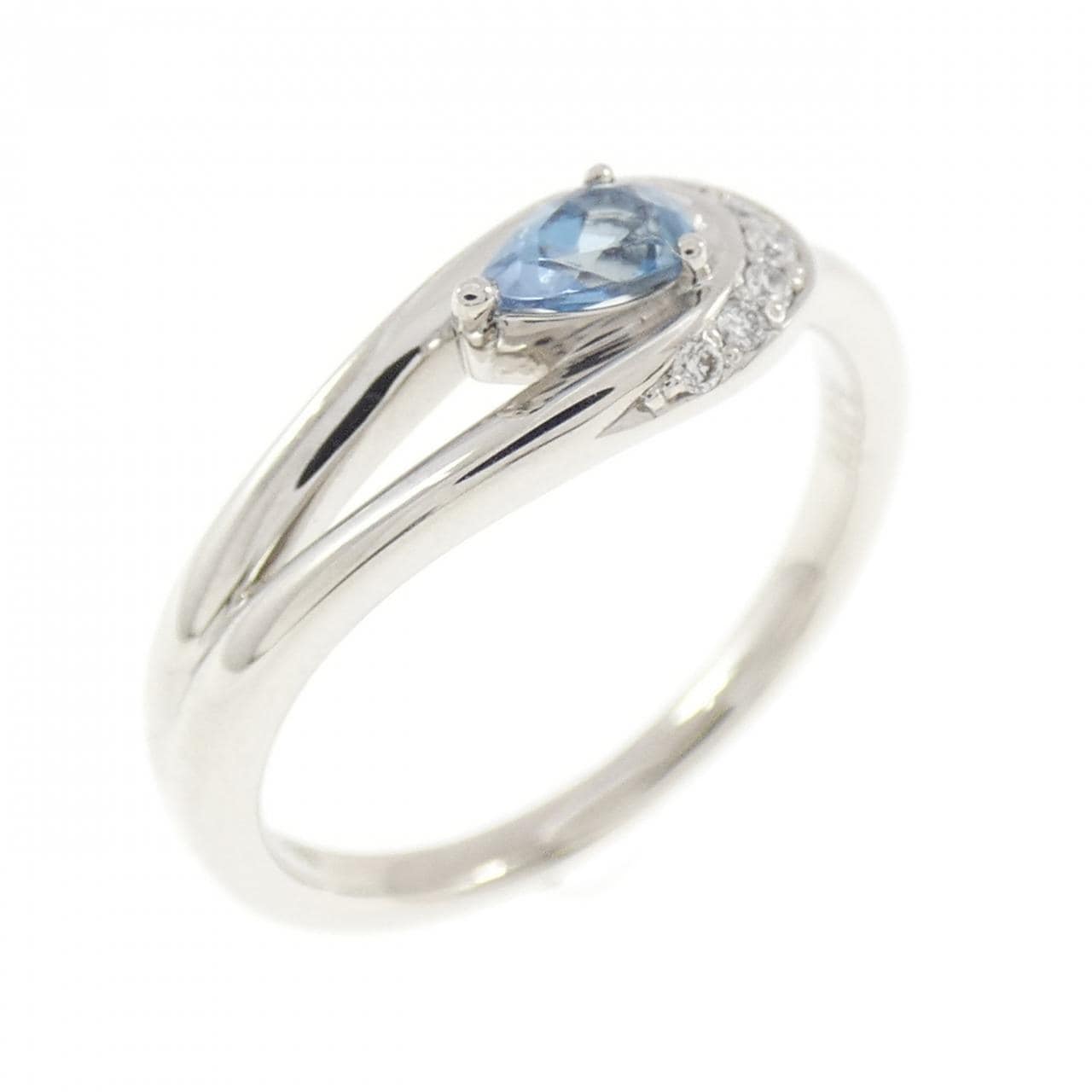 4゜C アクアマリン リング 0.178CT