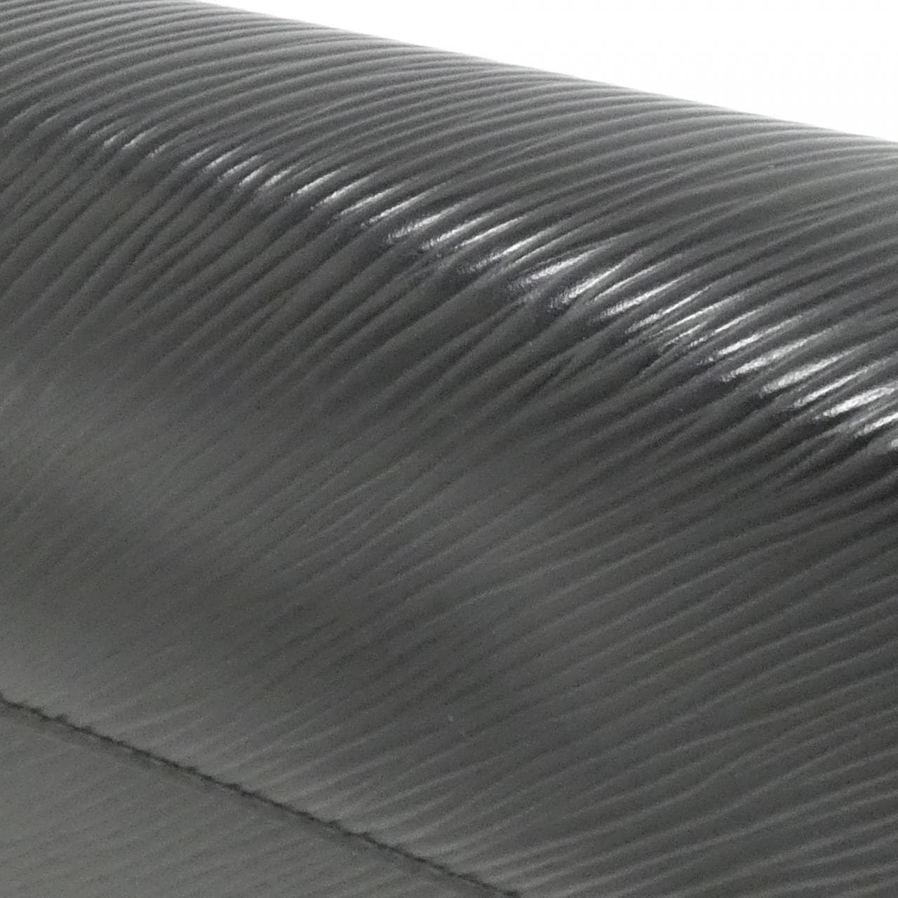 ルイヴィトン エピ ツイスト PM M50332 ショルダーバッグ