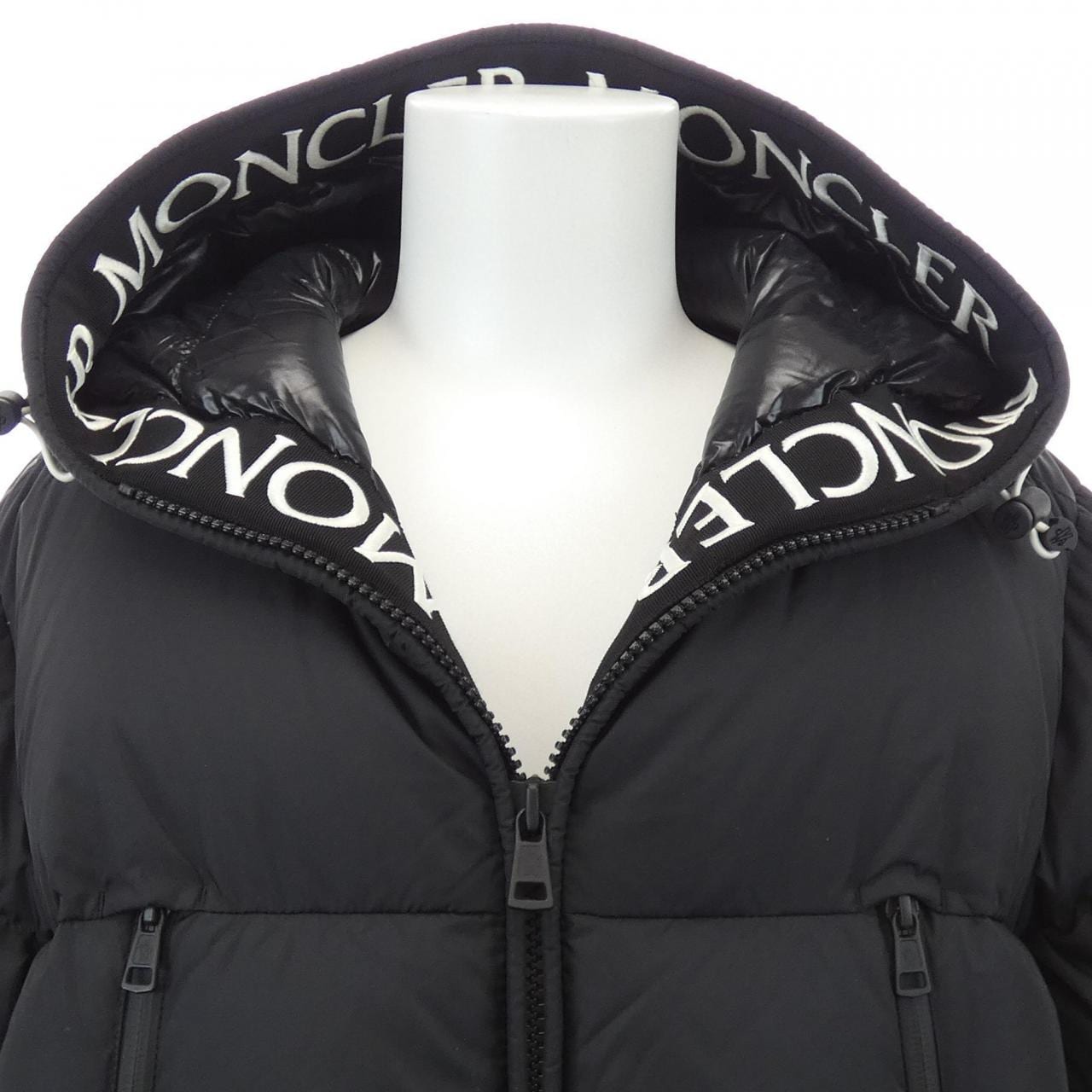 モンクレール MONCLER MONTCLA ダウンジャケット