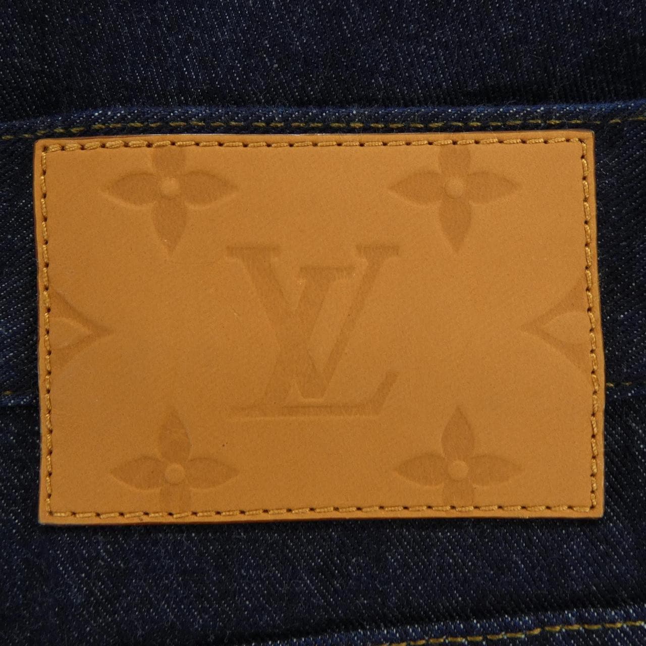 ルイヴィトン LOUIS VUITTON HGD36WIHH ジーンズ