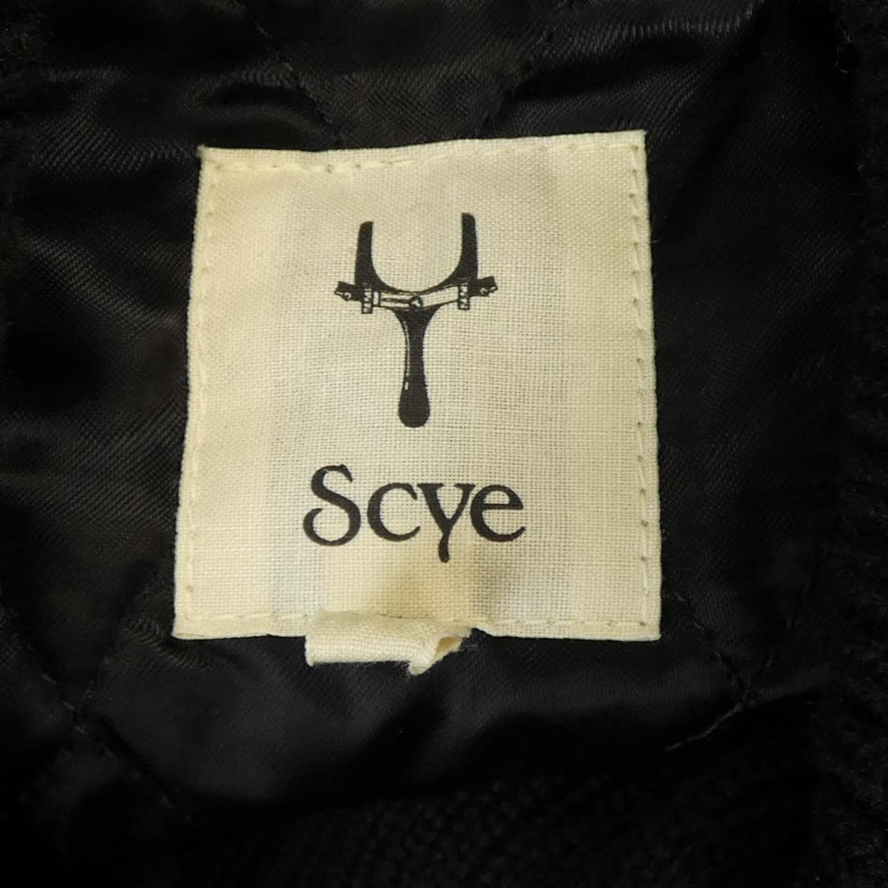 サイ SCYE スタジャン