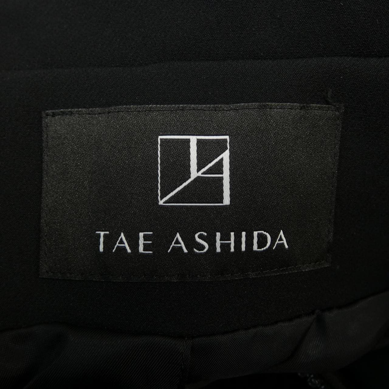 タエアシダ TAE ASHIDA TC5723 コート