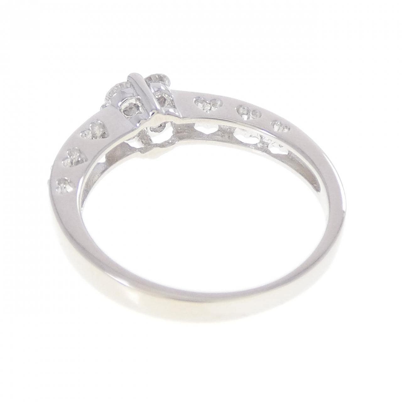 750WG フラワー ダイヤモンド リング 0.37CT