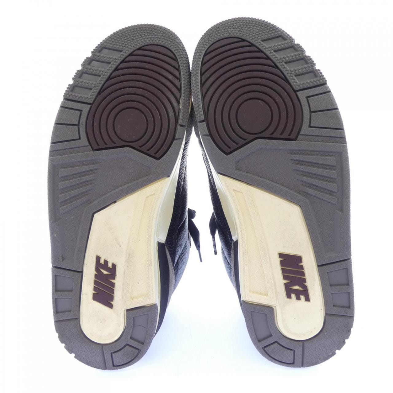 ナイキ ジョーダン NIKE JORDAN FZ4811-001 スニーカー