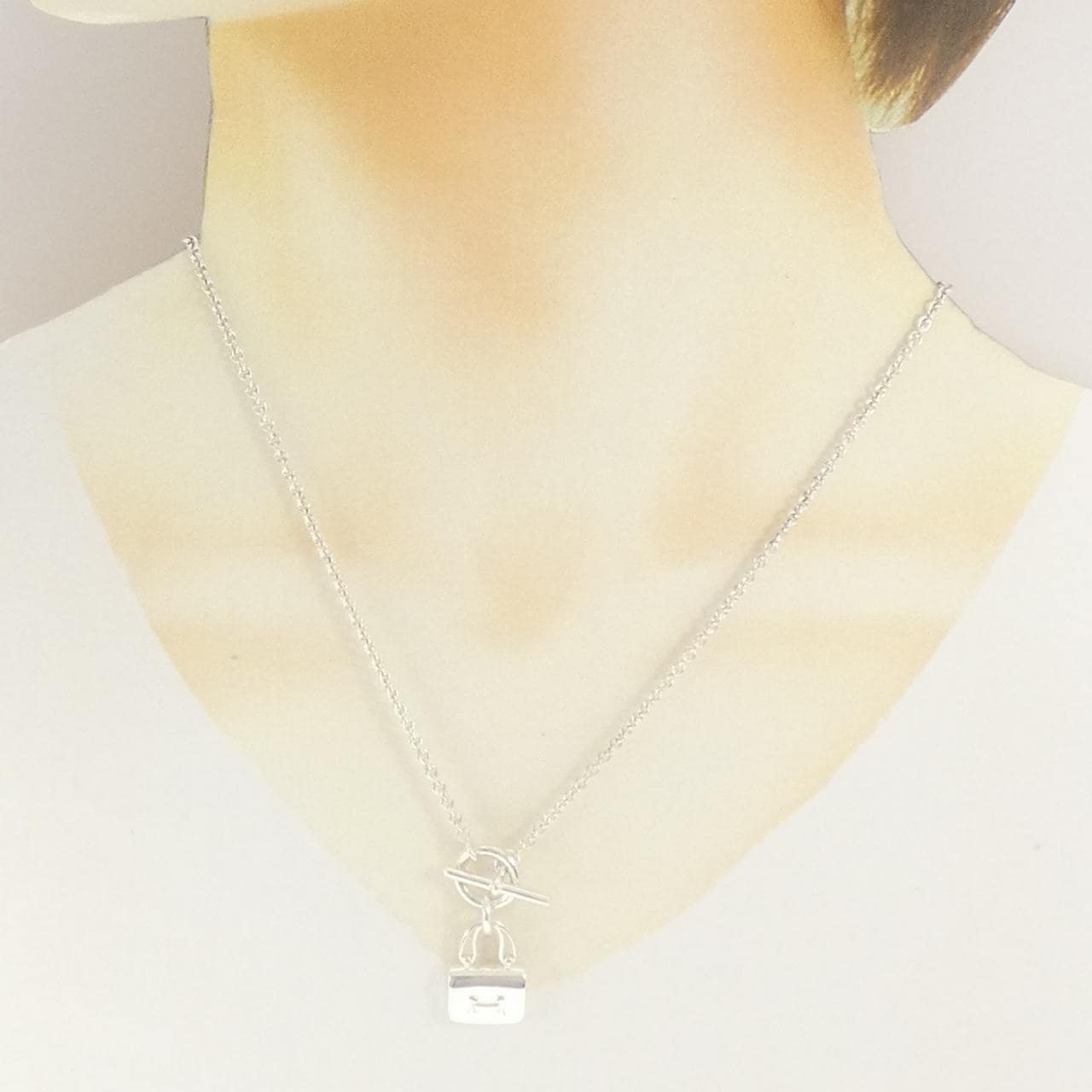 エルメス アミュレット コンスタンス ネックレス