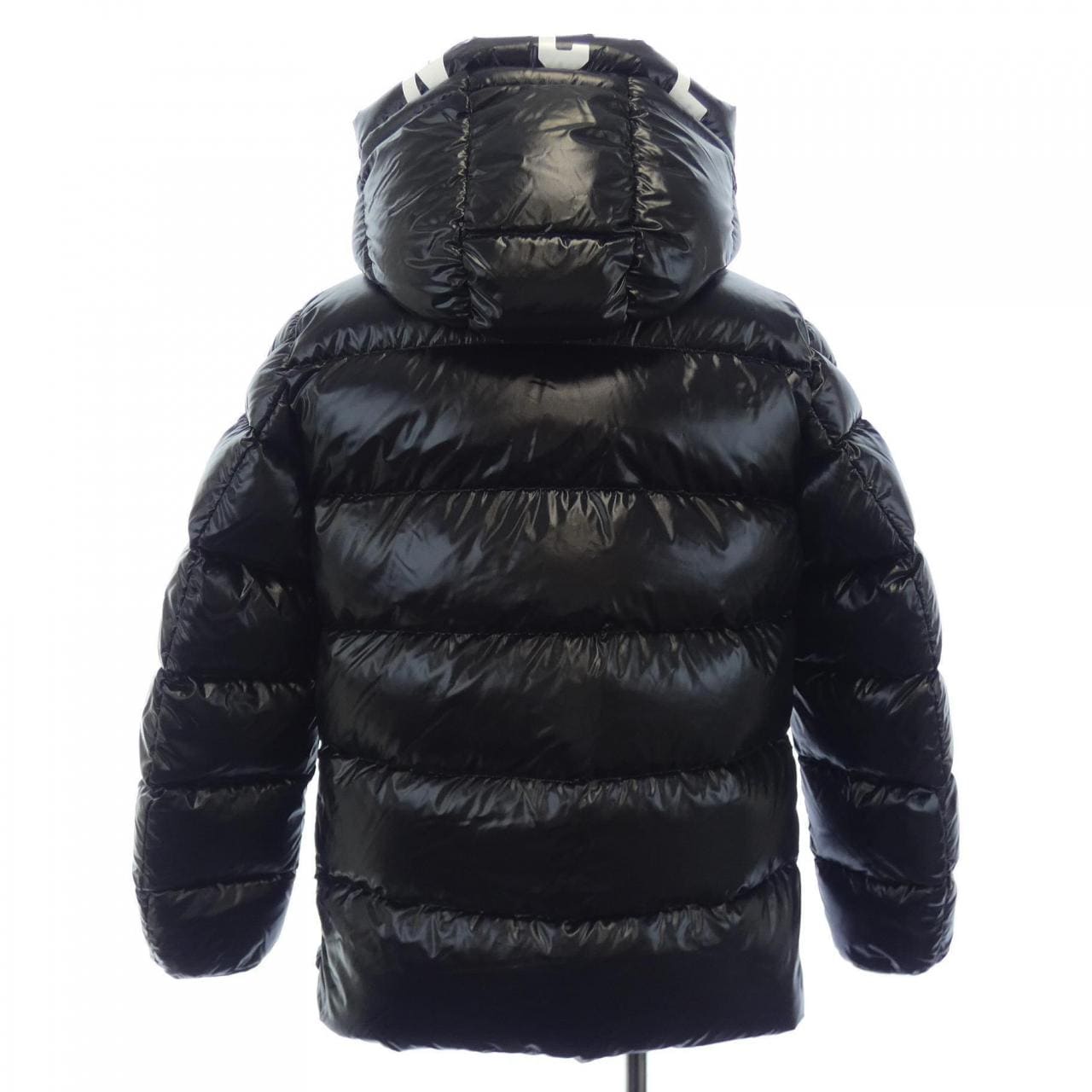 モンクレール MONCLER ダウンジャケット