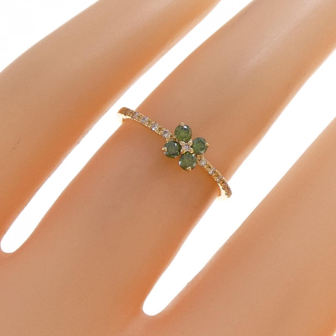 K18YG フラワー ダイヤモンド リング 0.17CT