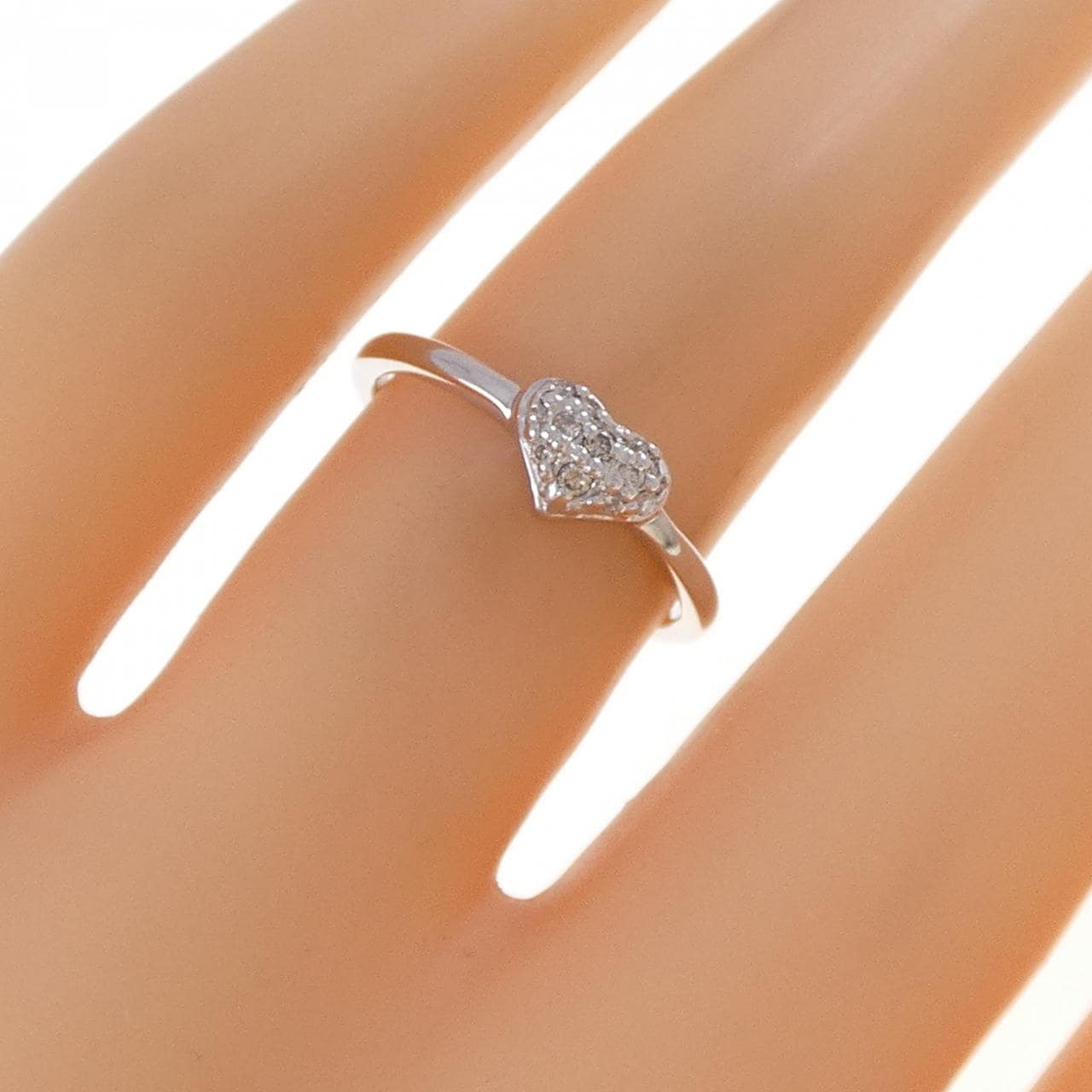 K18WG ハート ダイヤモンド リング 0.07CT