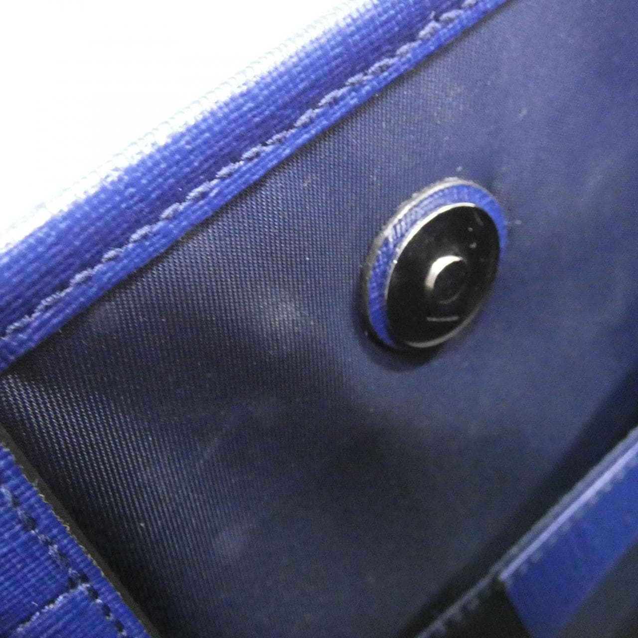 グッチ 605614 HYYBN バッグ