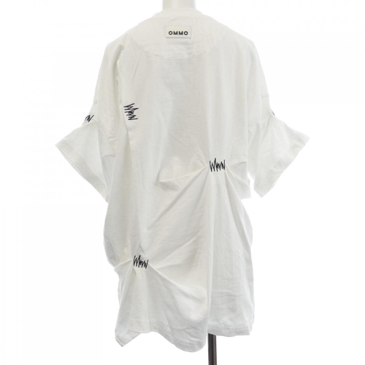 OMMO Tシャツ