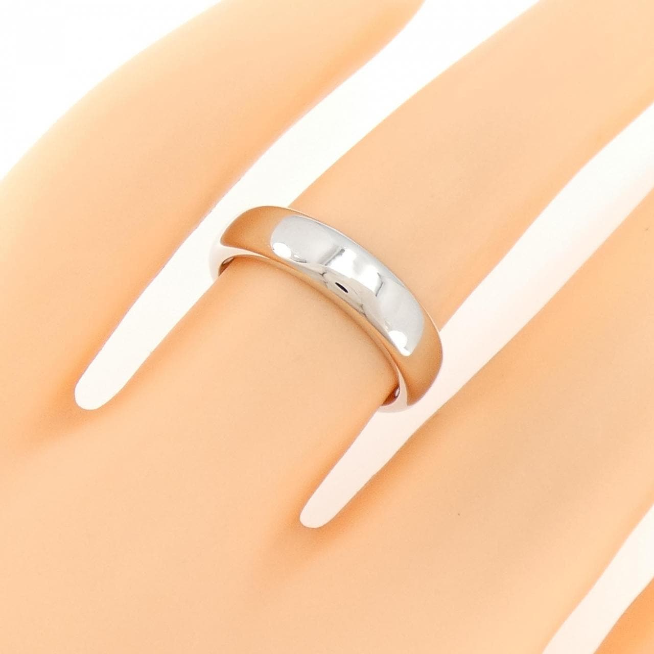 TIFFANY wedding band ring