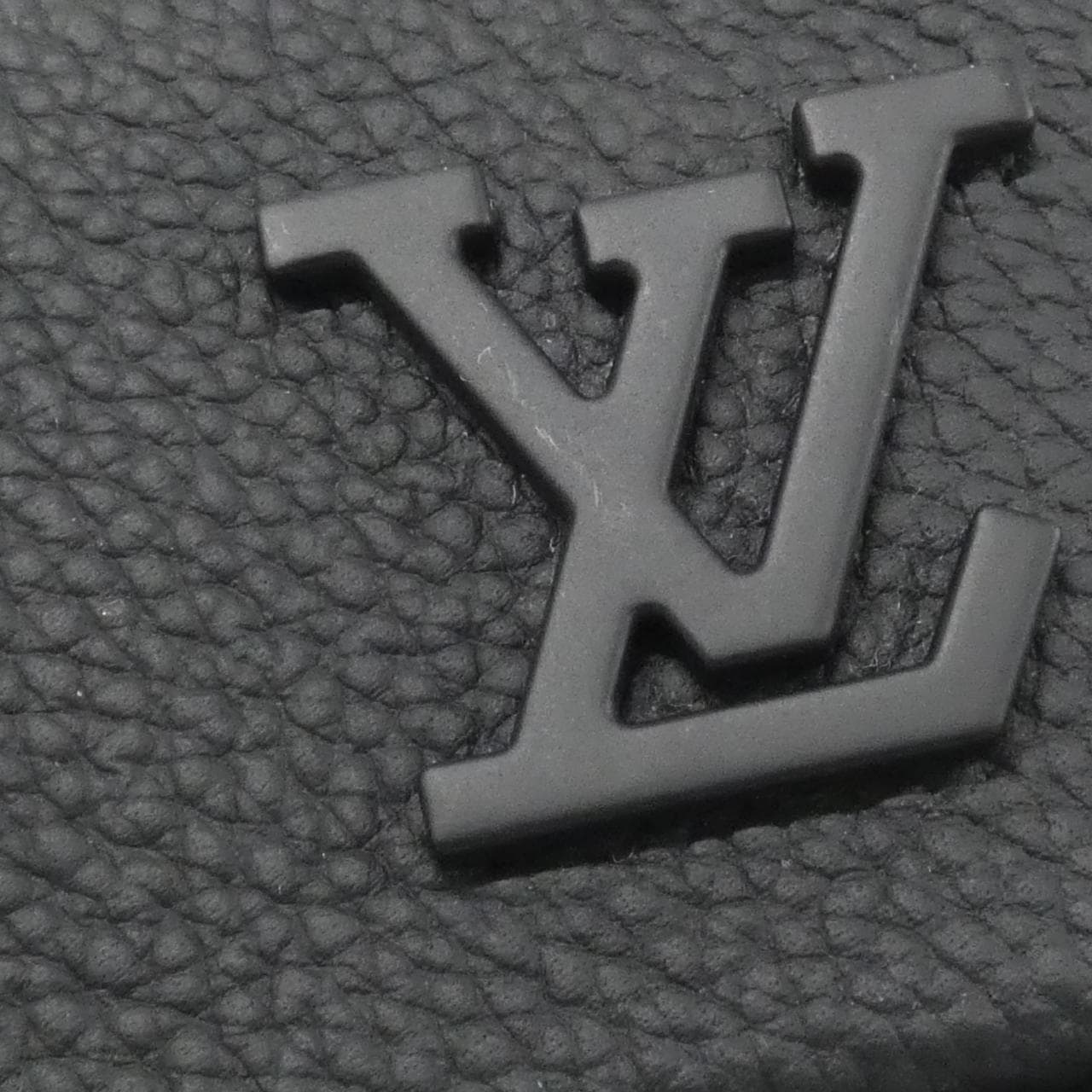 ルイヴィトン LVアエログラム フォン ポーチ M57089 ショルダーバッグ