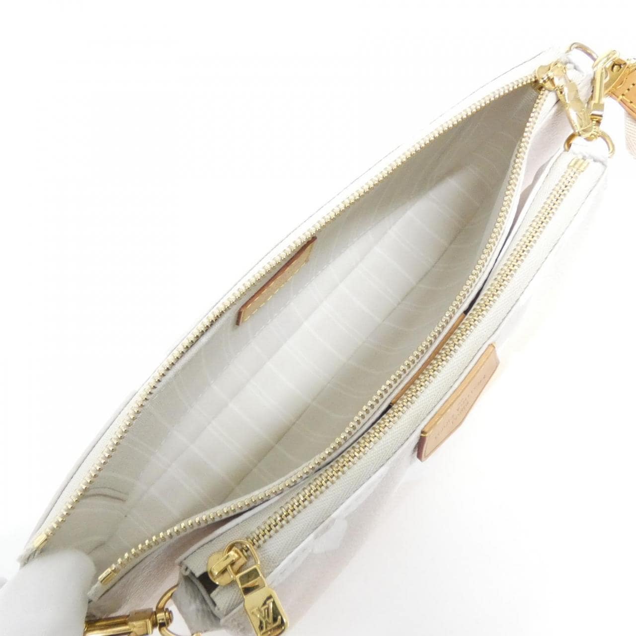 ルイヴィトン バイ ザ プール ミュルティ ポシェット アクセソワール M57634 ショルダーバッグ