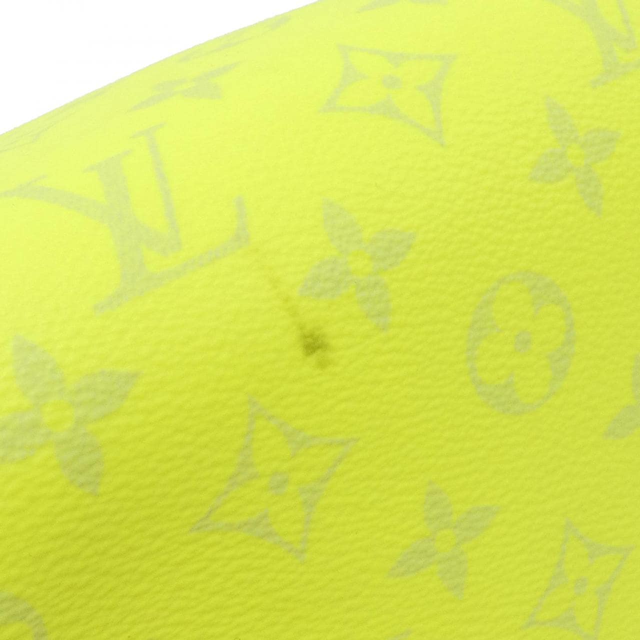 ルイヴィトン タイガ ラマ ドップ キット M10144 ポーチ