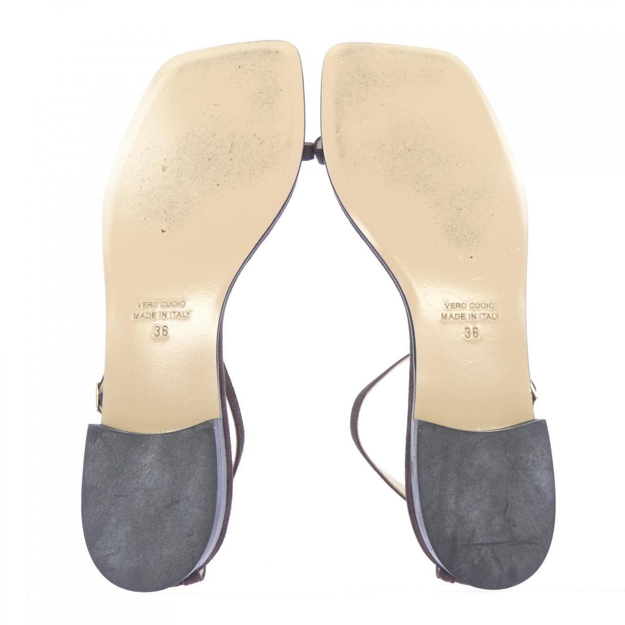 ヌブローニ NEBULONI E. サンダル