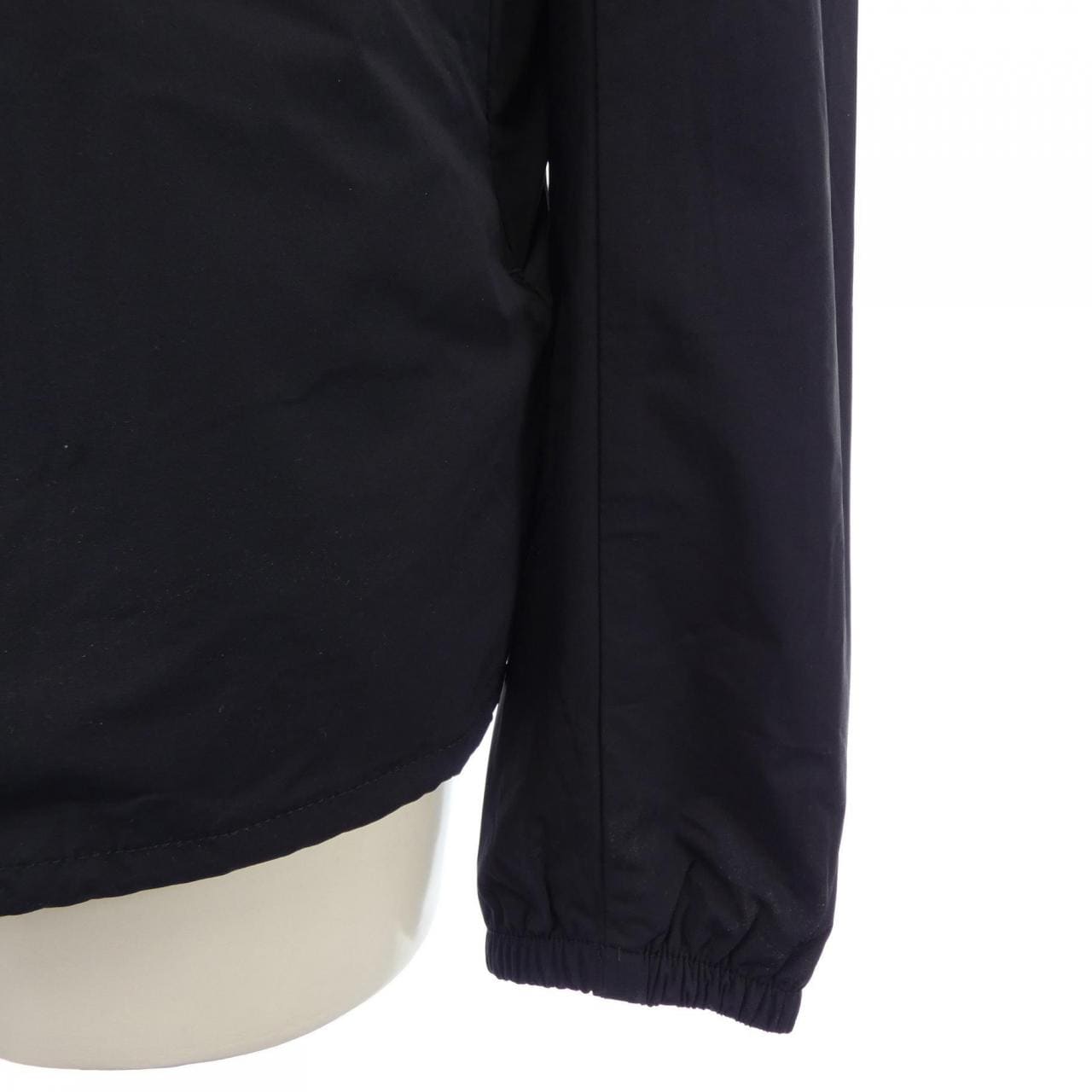 エンポリオアルマーニ EMPORIO ARMANI ブルゾン