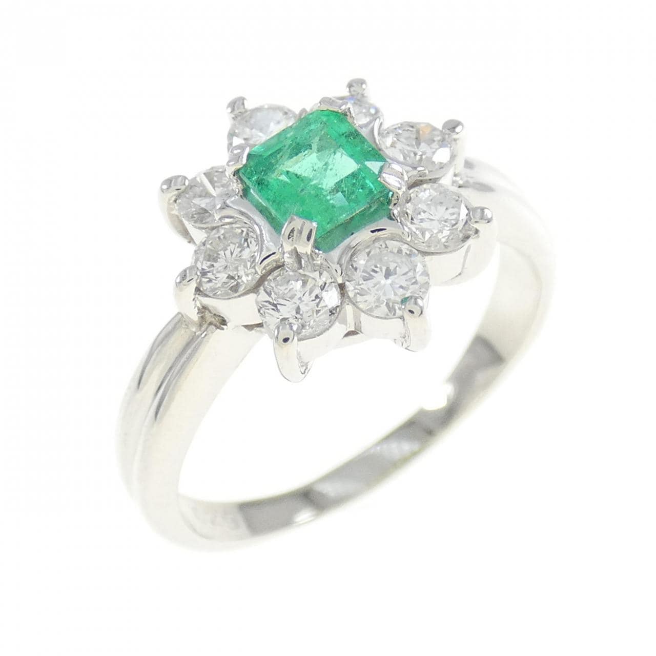 PT Flower Emerald Ring 0.29CT