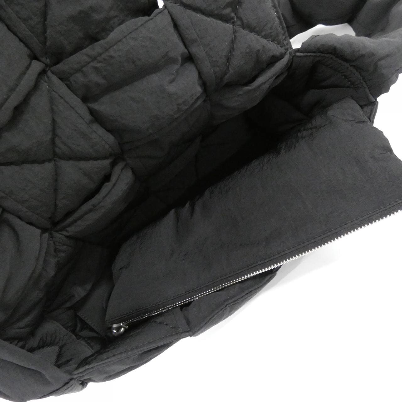 ボッテガヴェネタ 628951 VBO81 ショルダーバッグ