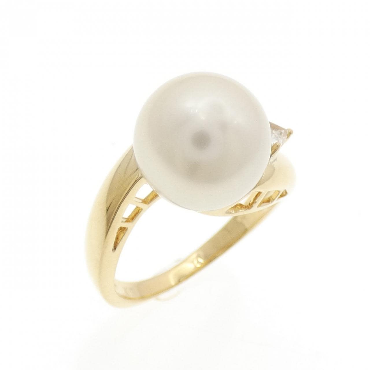 K18YG 白蝶パール リング 10.5mm