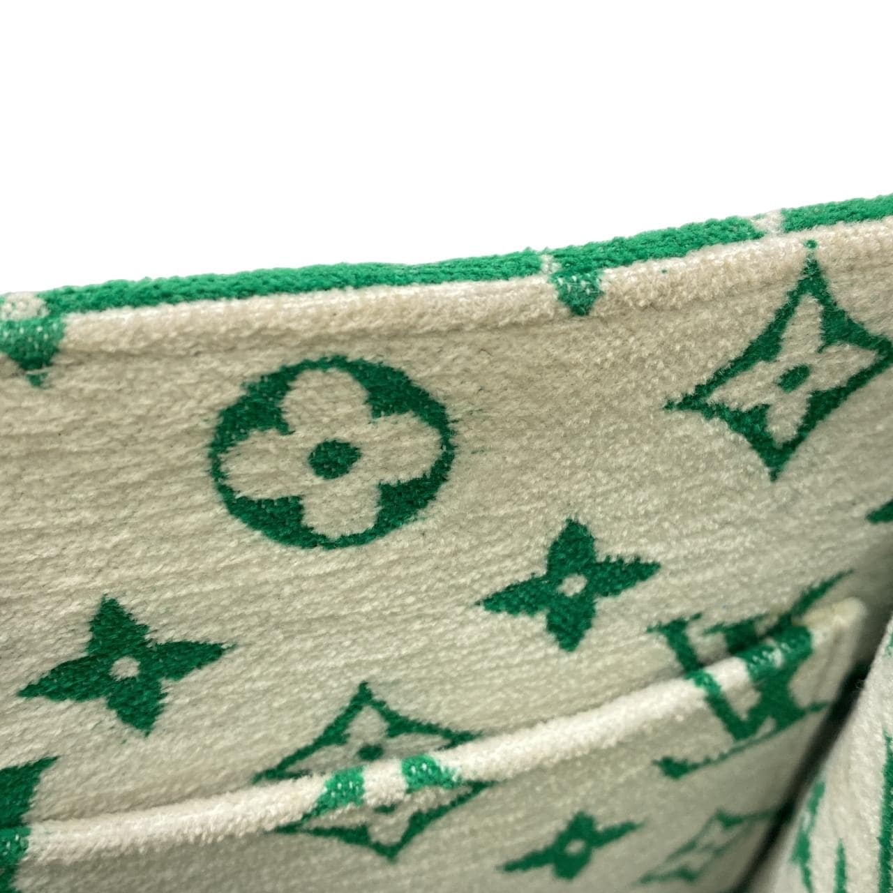 ルイヴィトン モノグラム ジャカード ベルベット(LVマッチ) オンザゴー PM M46216 バッグ