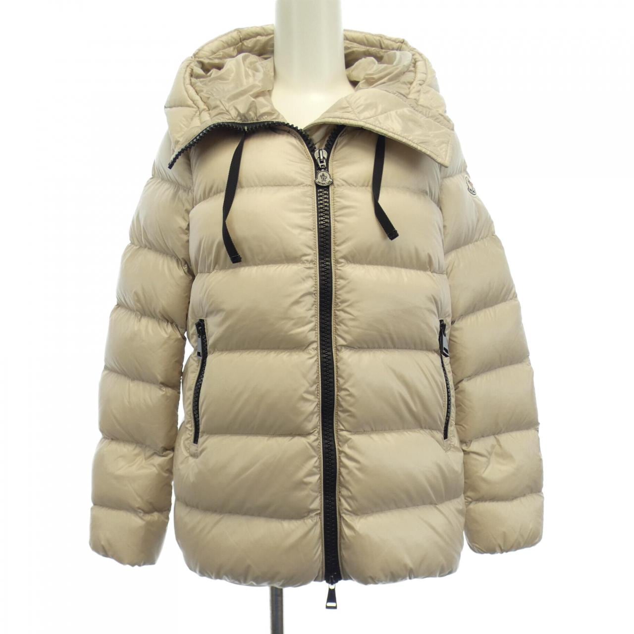 モンクレール MONCLER ダウンジャケット