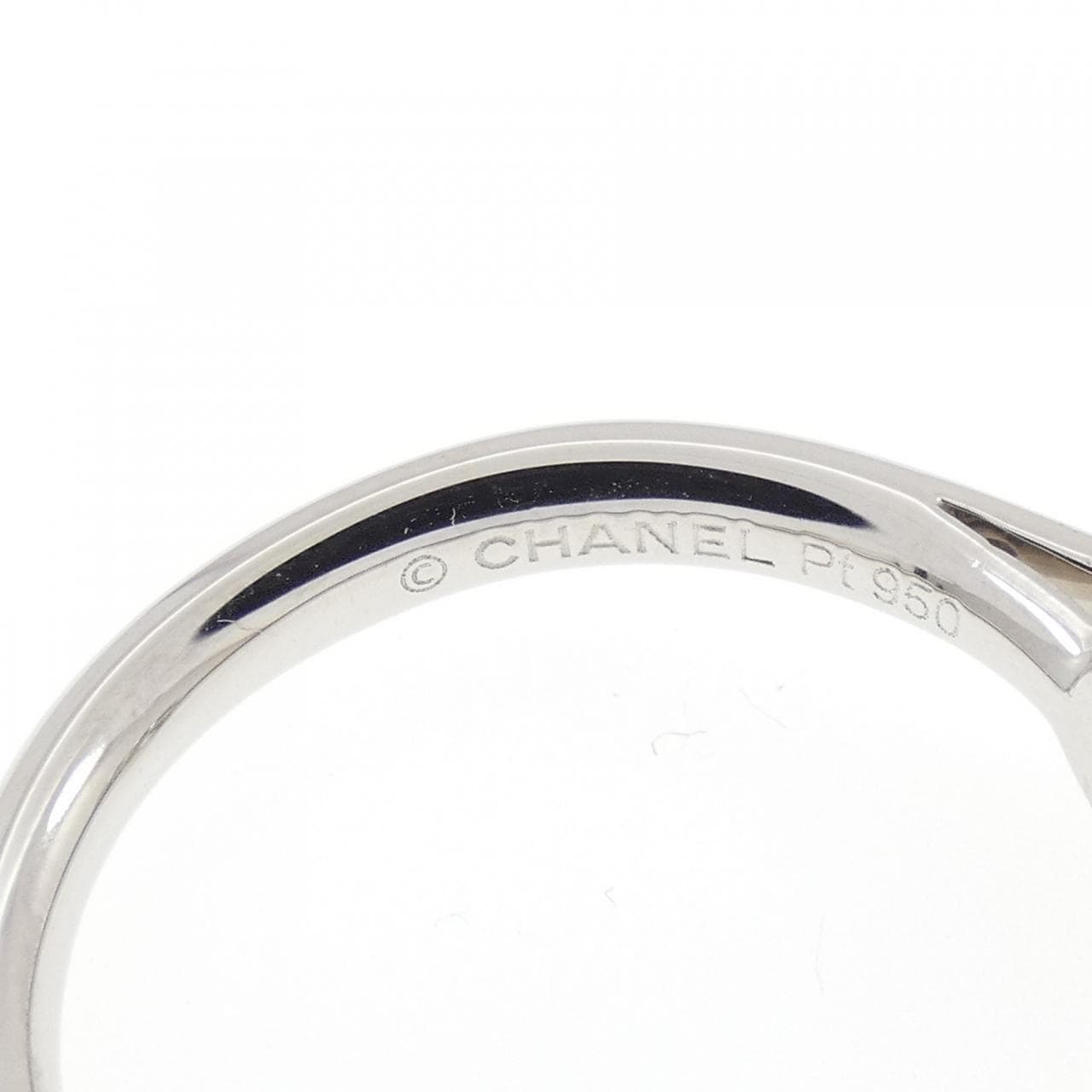 シャネル カメリア リング 0.30CT D VVS1 3EXT