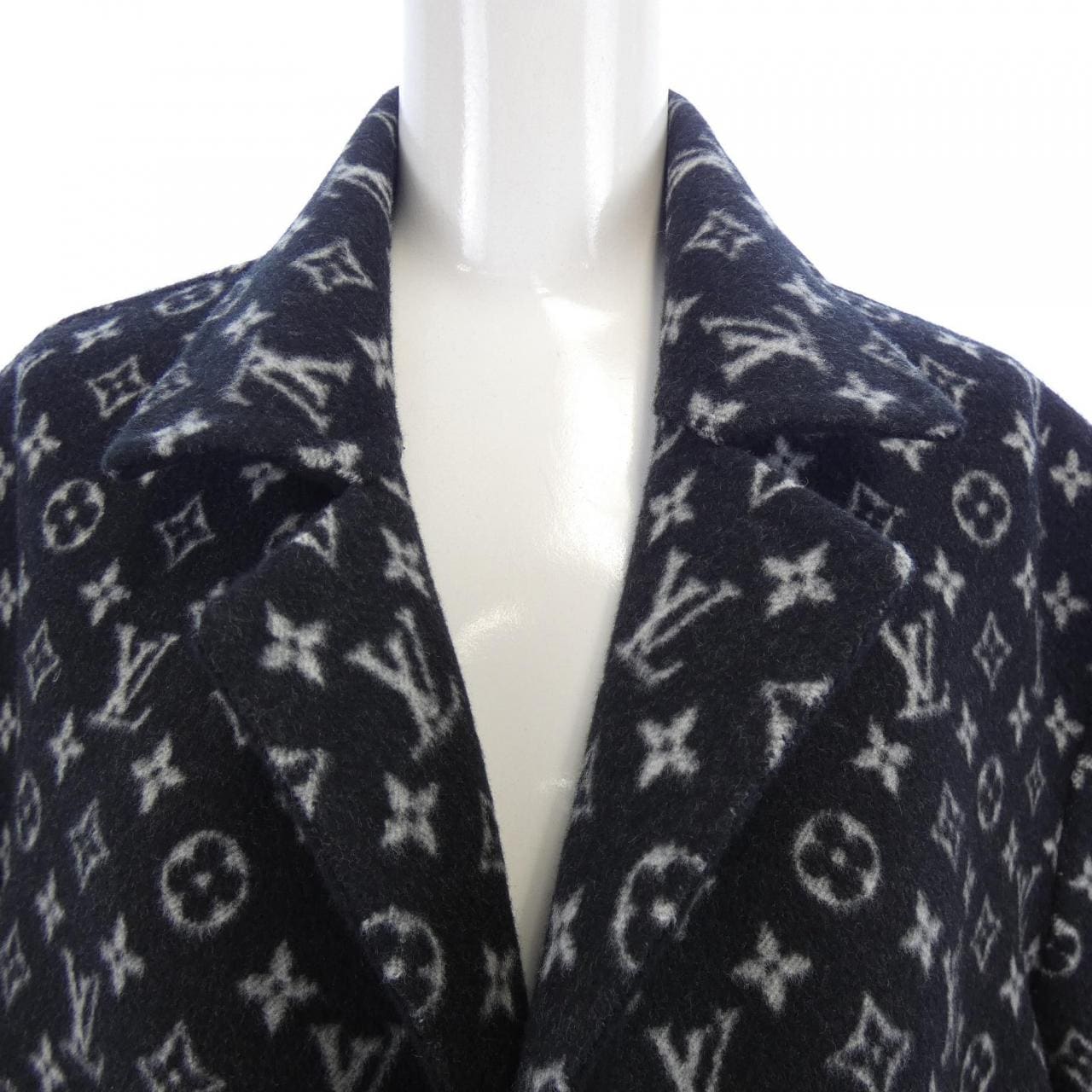ルイヴィトン LOUIS VUITTON コート