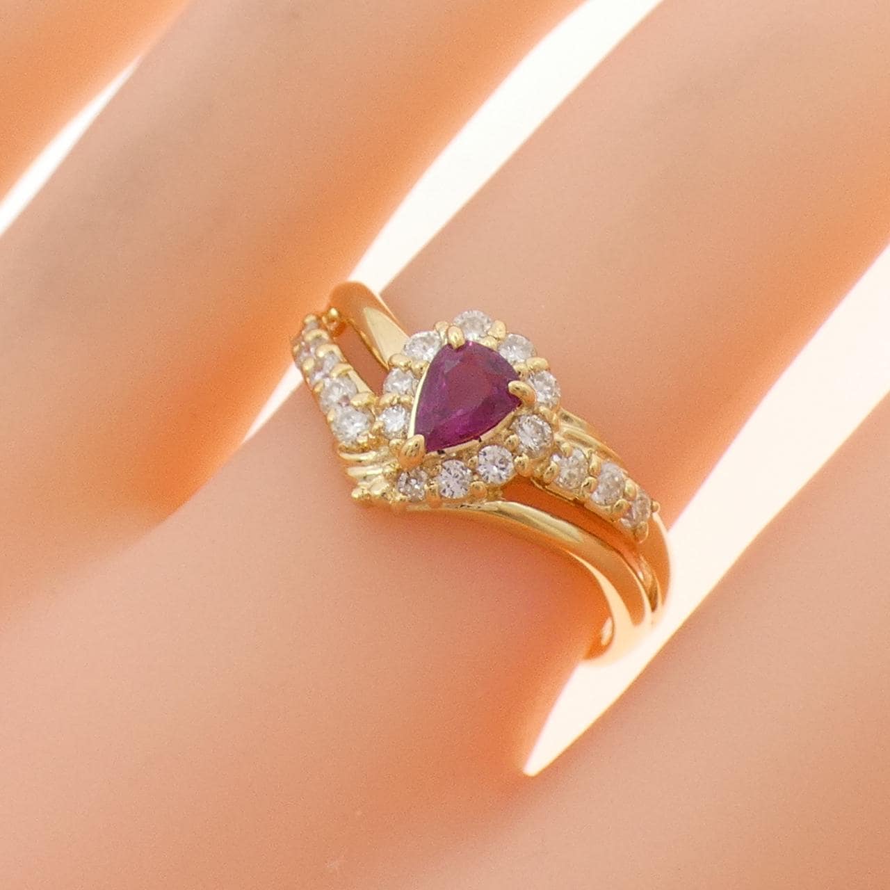 K18YG ルビー リング 0.36CT