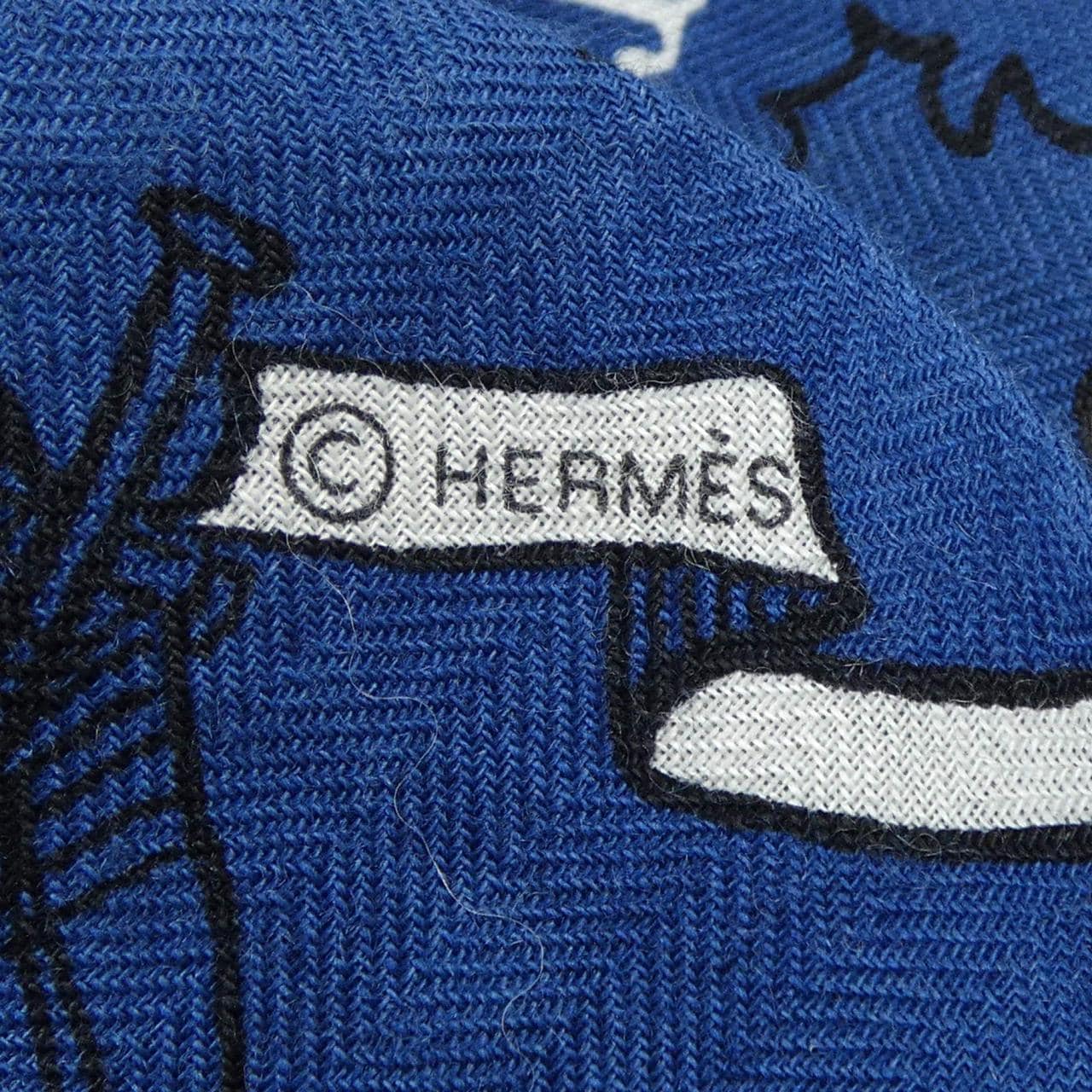 エルメス HERMES TATOUAGES MARINS BANDANA H243374S カレジェアン140 ショール