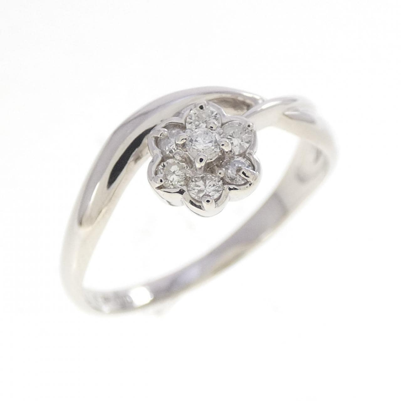 PT900 フラワー ダイヤモンド リング 0.15CT