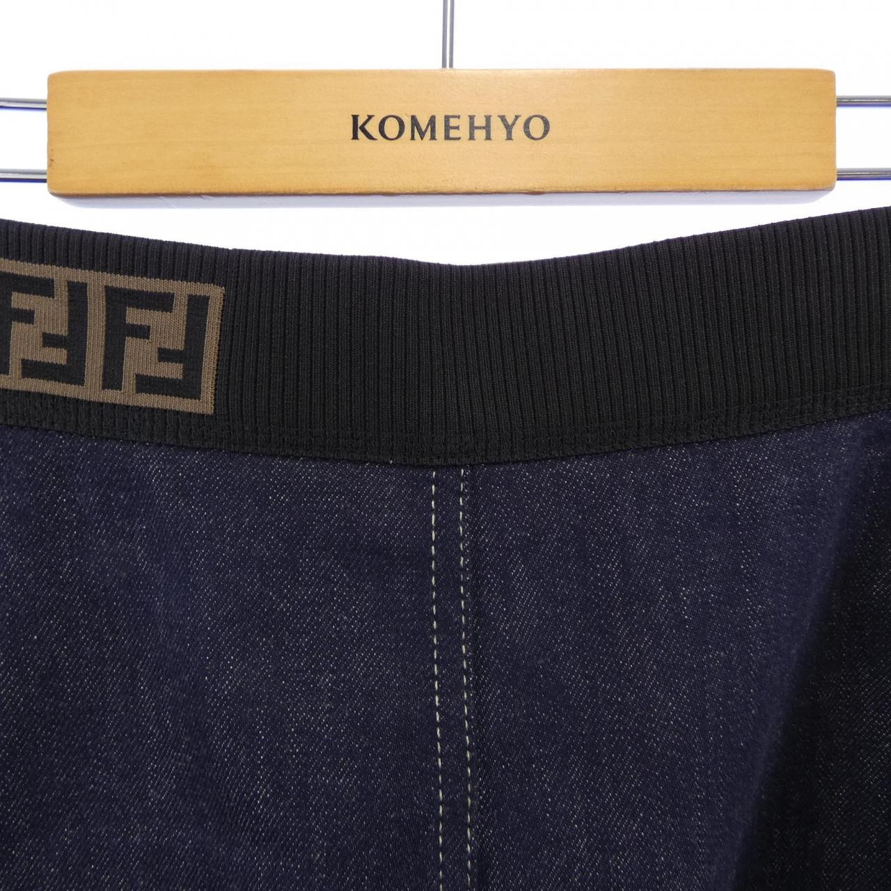 フェンディ FENDI FLQ509 A0MR スカート