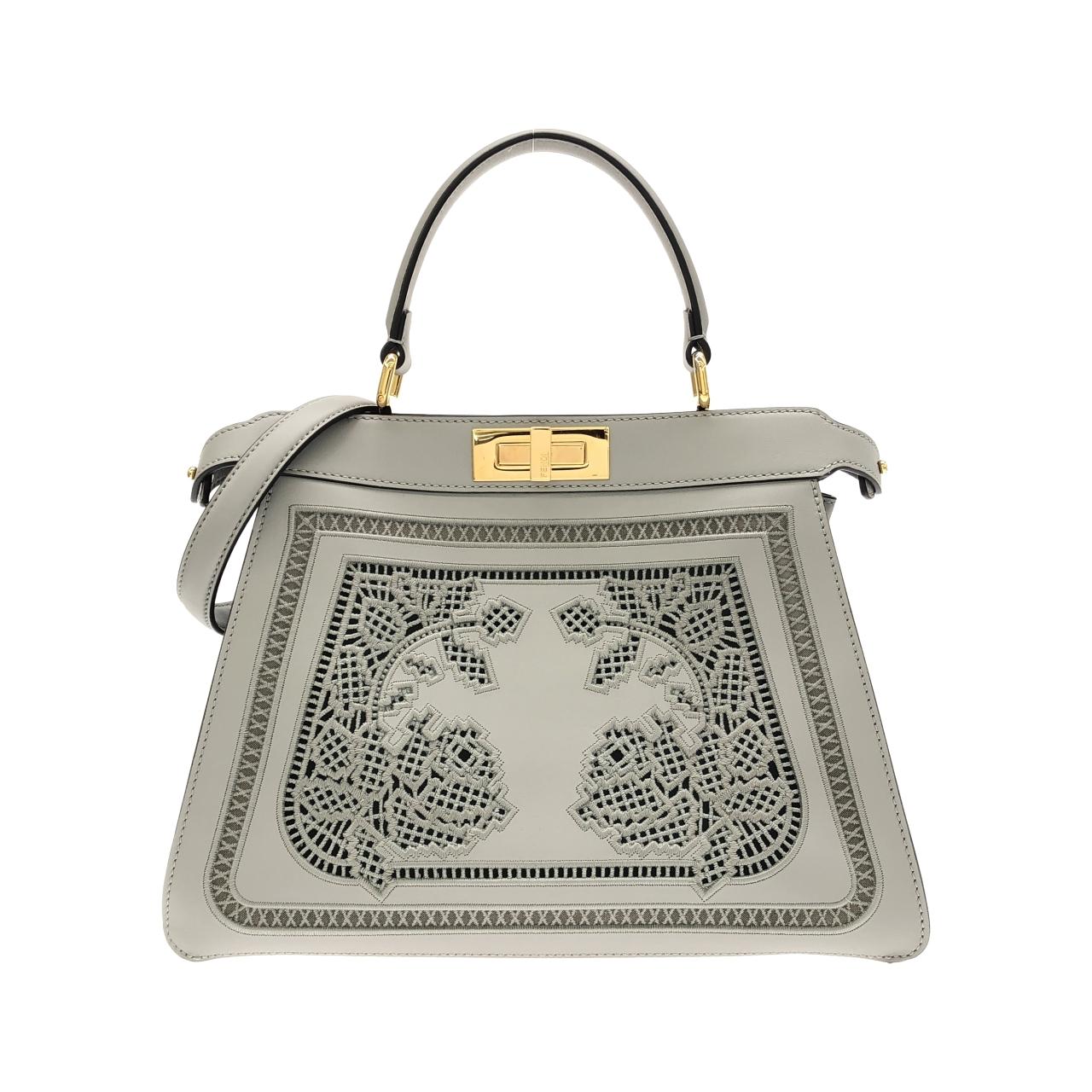 フェンディ ピーカブー アイ シー ユー ミディアム 8BN321 AAYQ バッグ