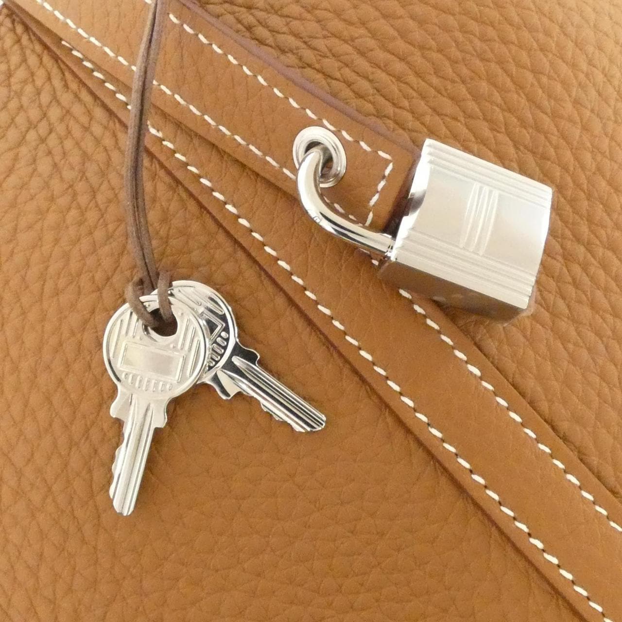 【未使用品】エルメス ピコタン ロック MM 060991CK バッグ