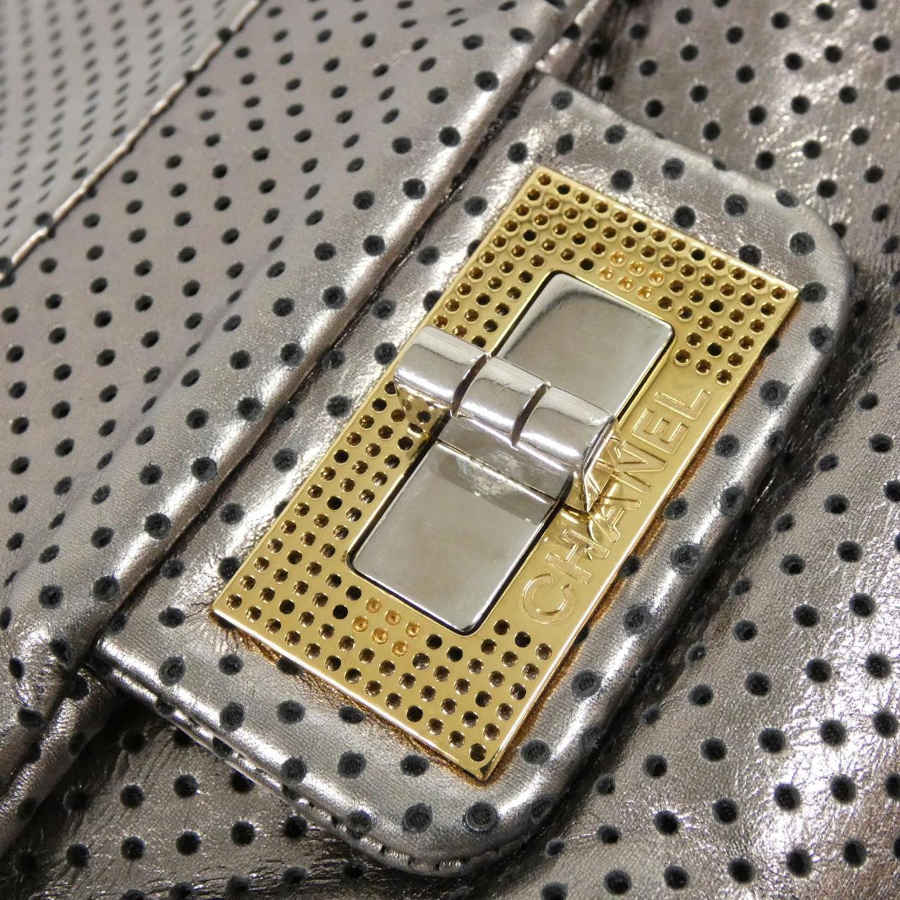 シャネル ショルダーバッグ